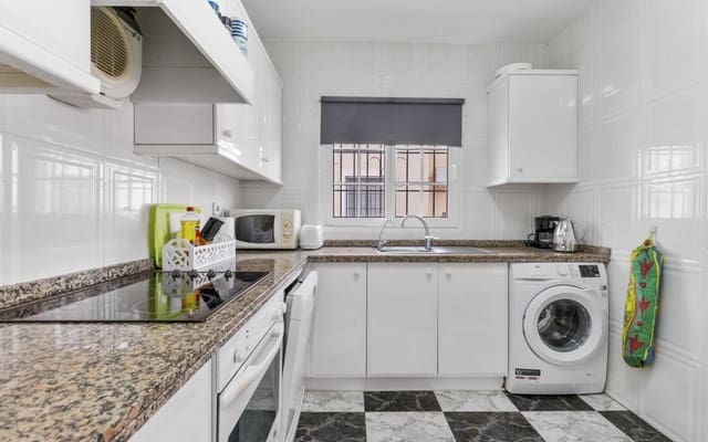 3 Zimmer Reihenhaus zu verkaufen in Playa Flamenca, Orihuela mit Pool - 249.000 € (Ref: 9319716)