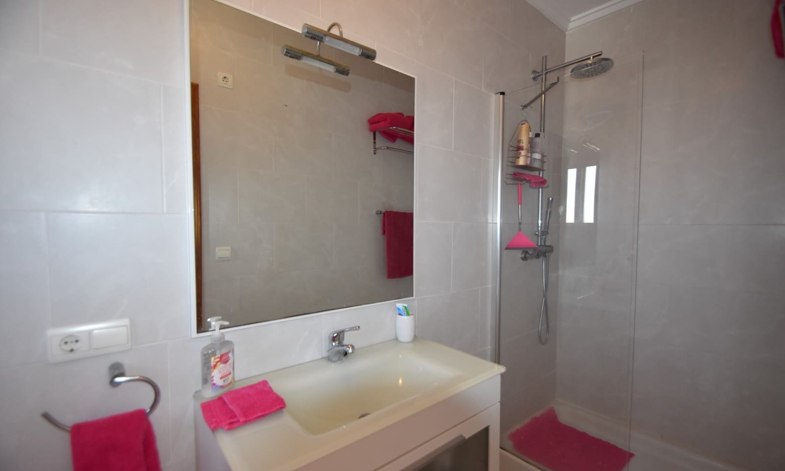 4 bedroom Villa for sale in Ciudad Quesada with pool garage - € 485,000 (Ref: 9340113)