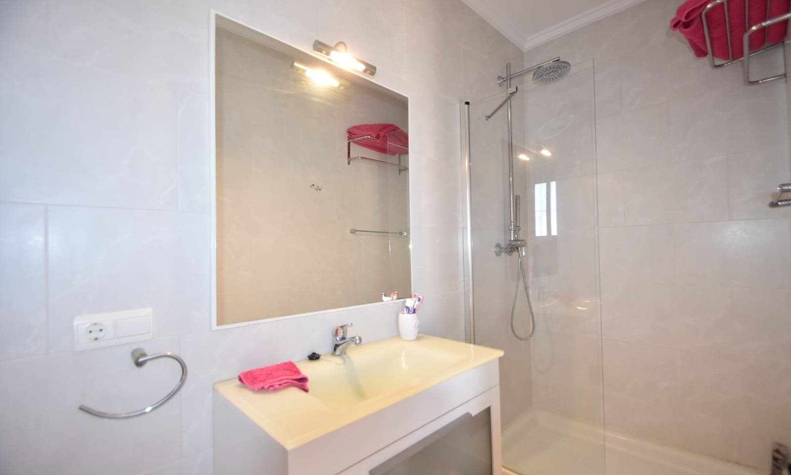 4 bedroom Villa for sale in Ciudad Quesada with pool garage - € 485,000 (Ref: 9340113)