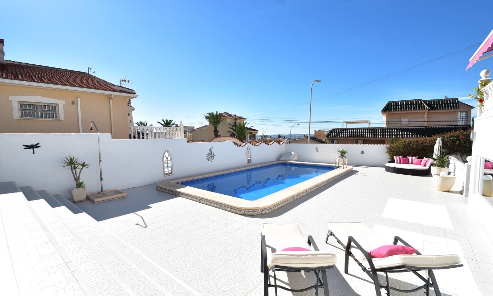 4 bedroom Villa for sale in Ciudad Quesada with pool garage - € 485,000 (Ref: 9340113)