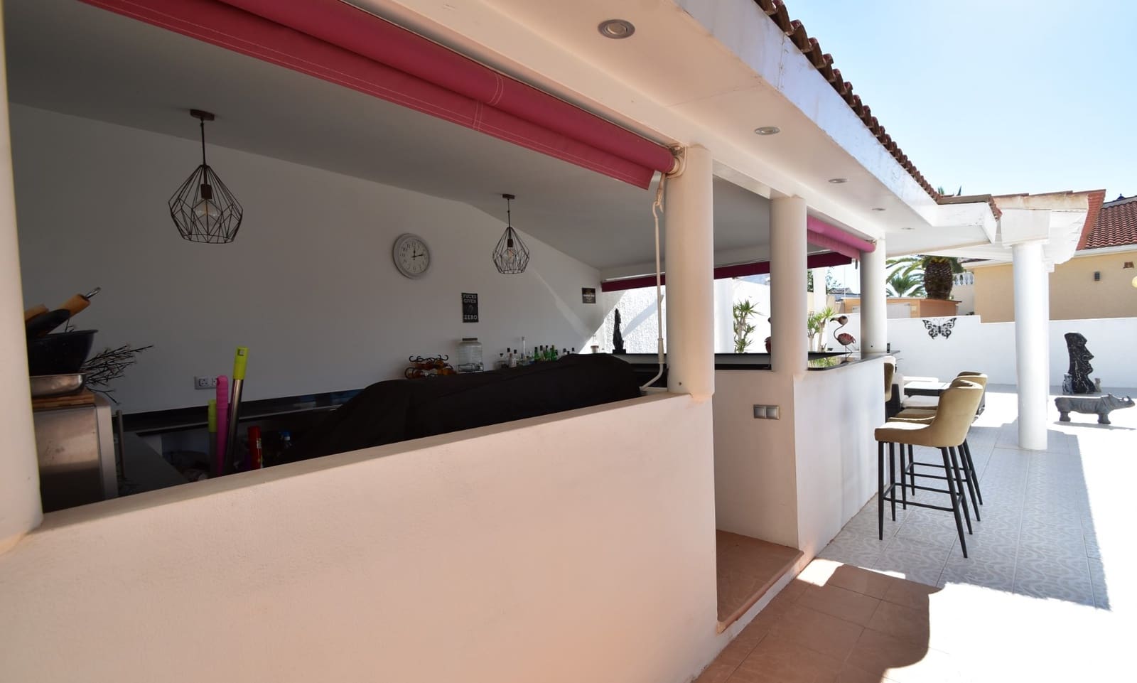 4 bedroom Villa for sale in Ciudad Quesada with pool garage - € 485,000 (Ref: 9340113)