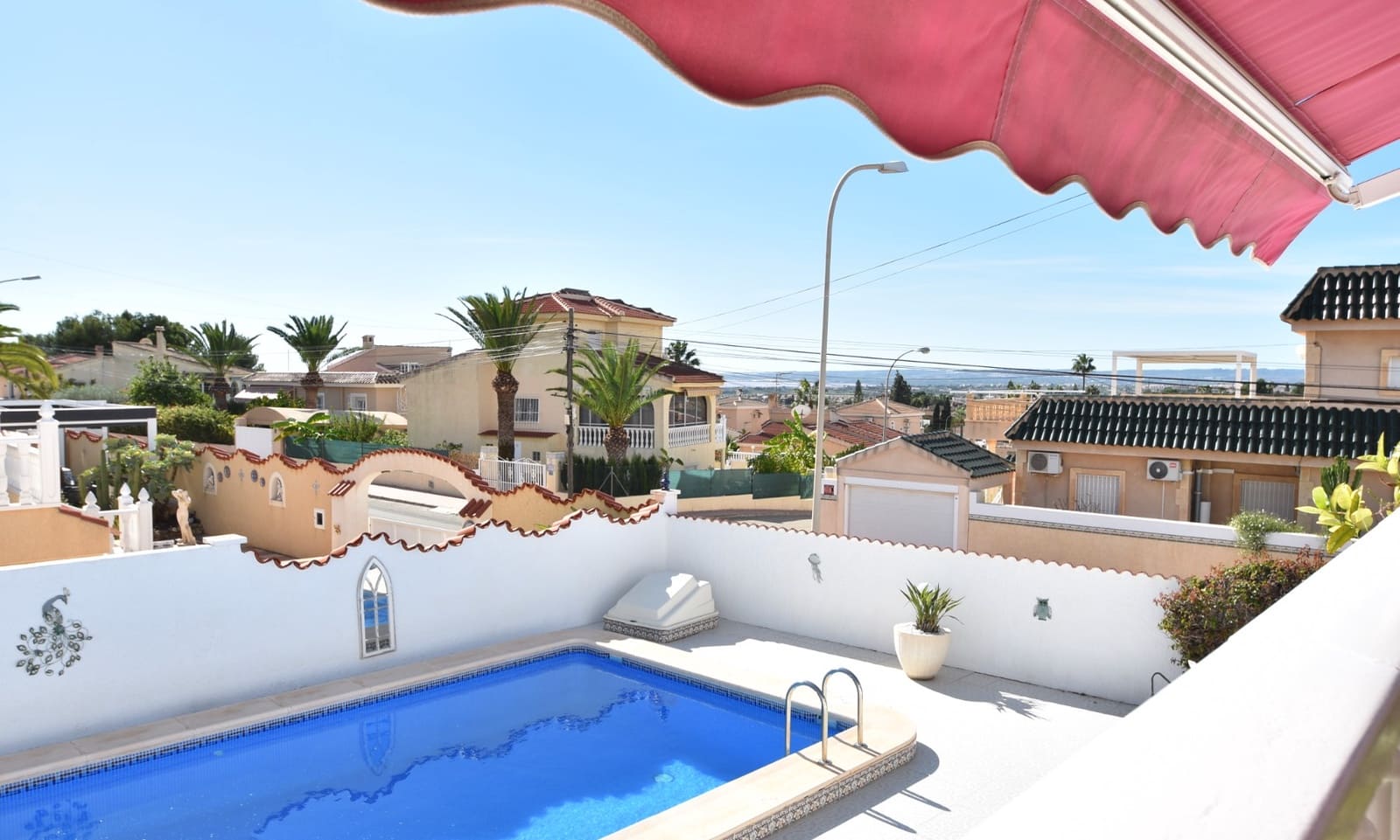 4 bedroom Villa for sale in Ciudad Quesada with pool garage - € 485,000 (Ref: 9340113)