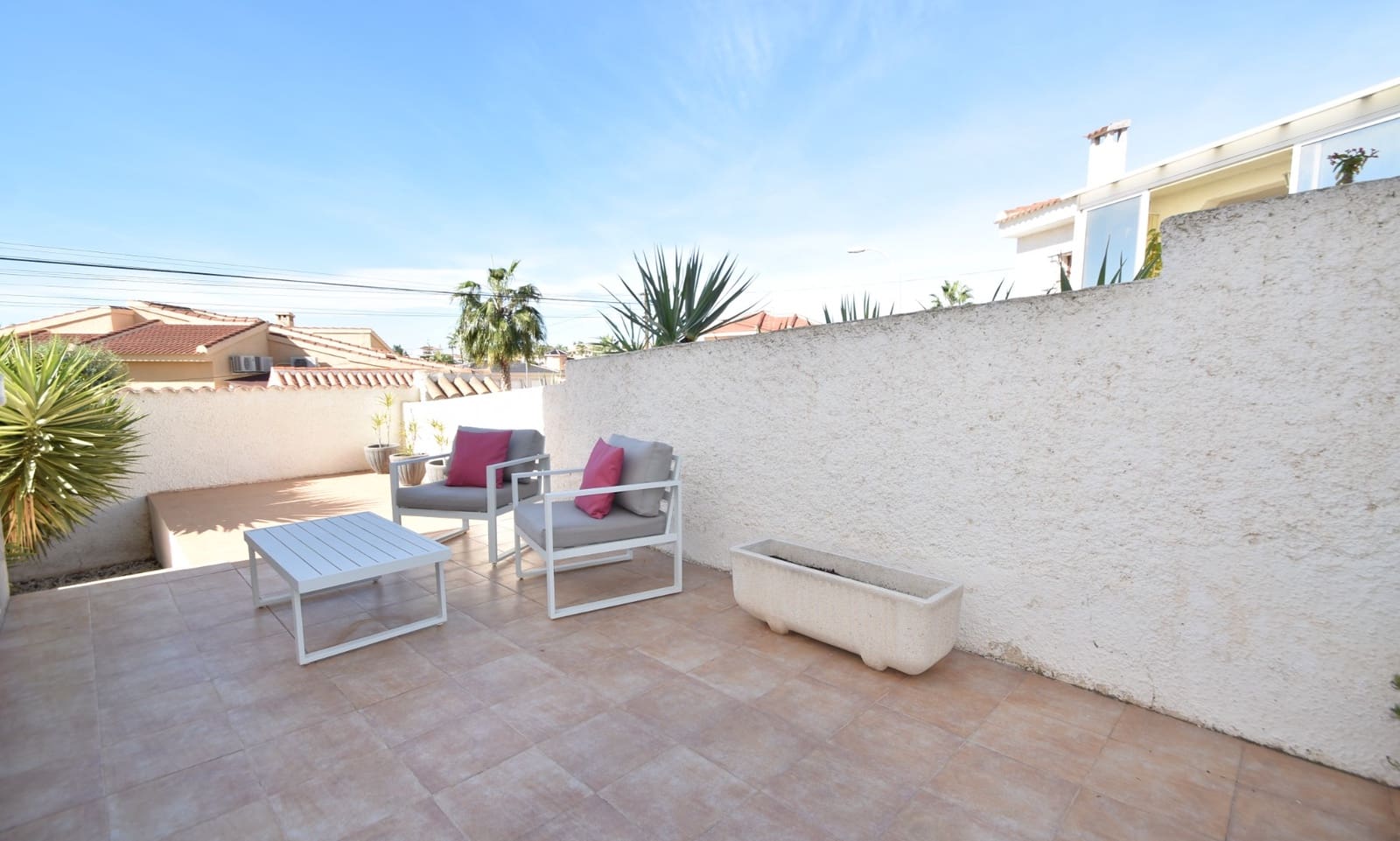 4 bedroom Villa for sale in Ciudad Quesada with pool garage - € 485,000 (Ref: 9340113)