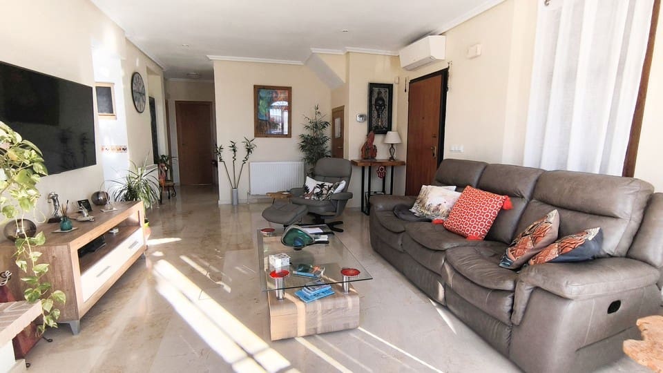 3 quarto Moradia para venda em Algorfa com piscina garagem - 375 000 € (Ref: 9348590)