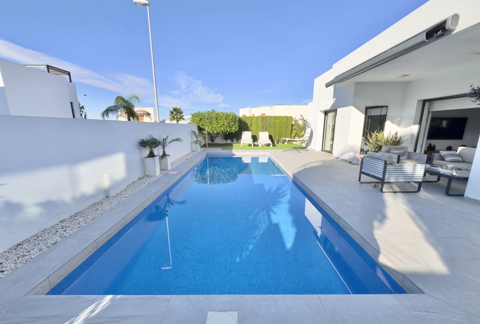 3 makuuhuone Huvila myytävänä paikassa Benijofar - 435 000 € (Ref: 9354240)