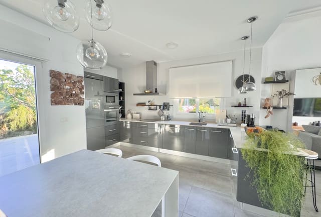 3 makuuhuone Huvila myytävänä paikassa Benijófar - 435 000 € (Ref: 9354240)