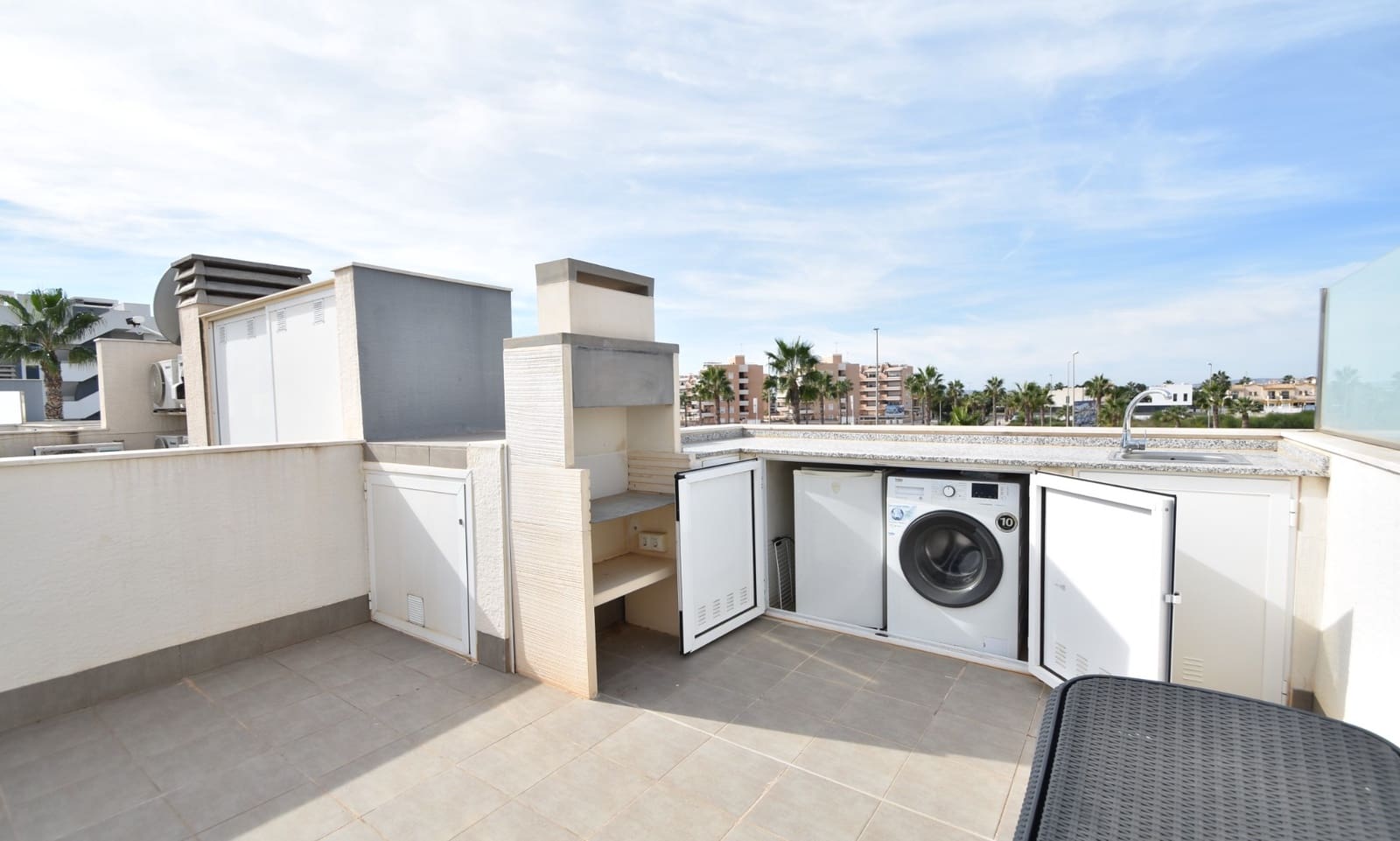 2 bedroom Apartment for sale in Guardamar del Segura with pool - € 259,900 (Ref: 9354241)