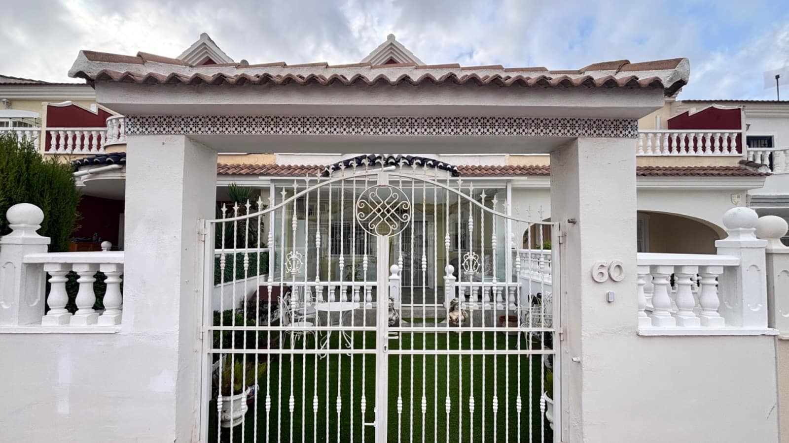 2 makuuhuone Omakotitalo myytävänä paikassa Benijofar mukana uima-altaan - 189 995 € (Ref: 9360502)