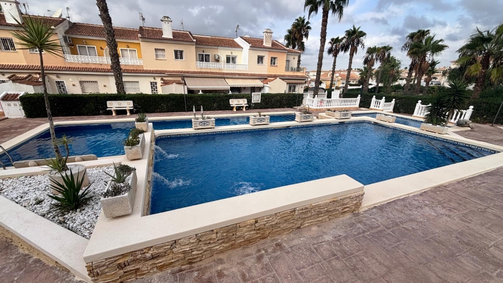 2 makuuhuone Omakotitalo myytävänä paikassa Benijofar mukana uima-altaan - 189 995 € (Ref: 9360502)