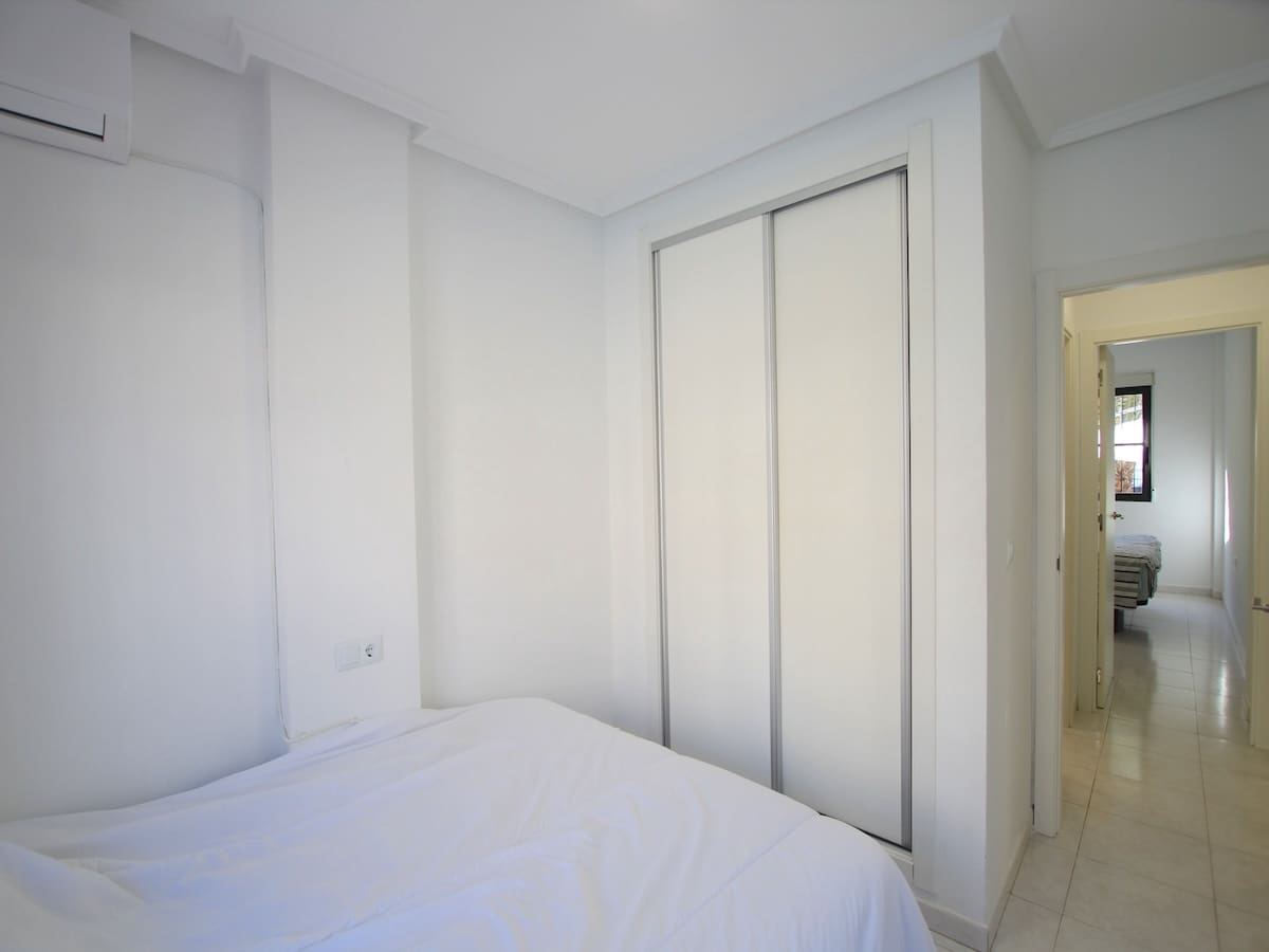 2 soverom Leilighet til salgs i Punta Prima med svømmebasseng - € 169 500 (Ref: 9363040)