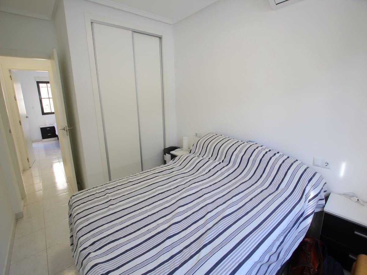 2 soverom Leilighet til salgs i Punta Prima med svømmebasseng - € 169 500 (Ref: 9363040)