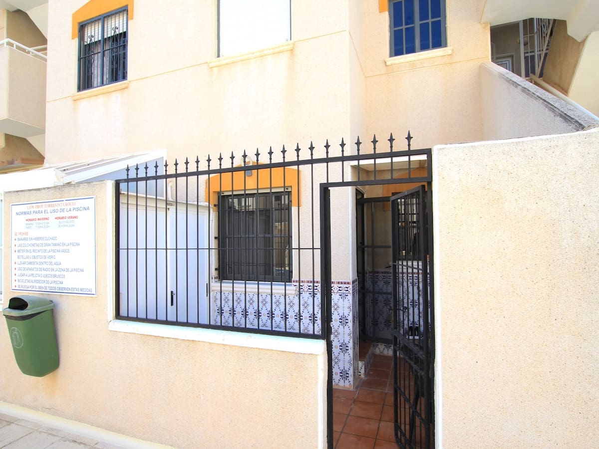 2 soverom Leilighet til salgs i Punta Prima med svømmebasseng - € 169 500 (Ref: 9363040)