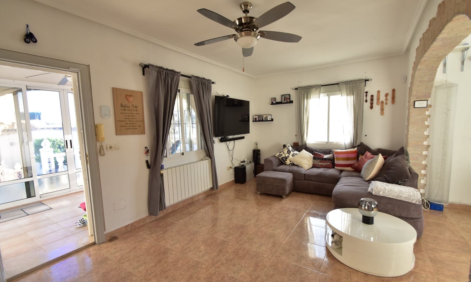 4 sovrum Villa till salu i Benijofar med pool garage - 399 000 € (Ref: 9371225)