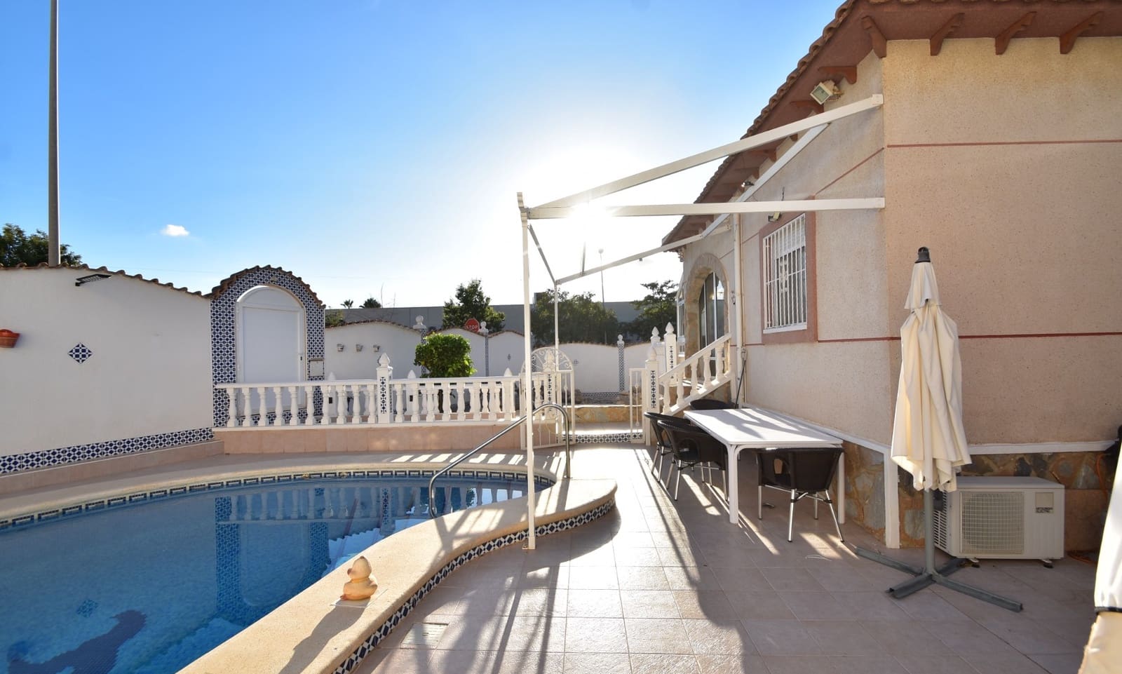 4 sovrum Villa till salu i Benijofar med pool garage - 399 000 € (Ref: 9371225)