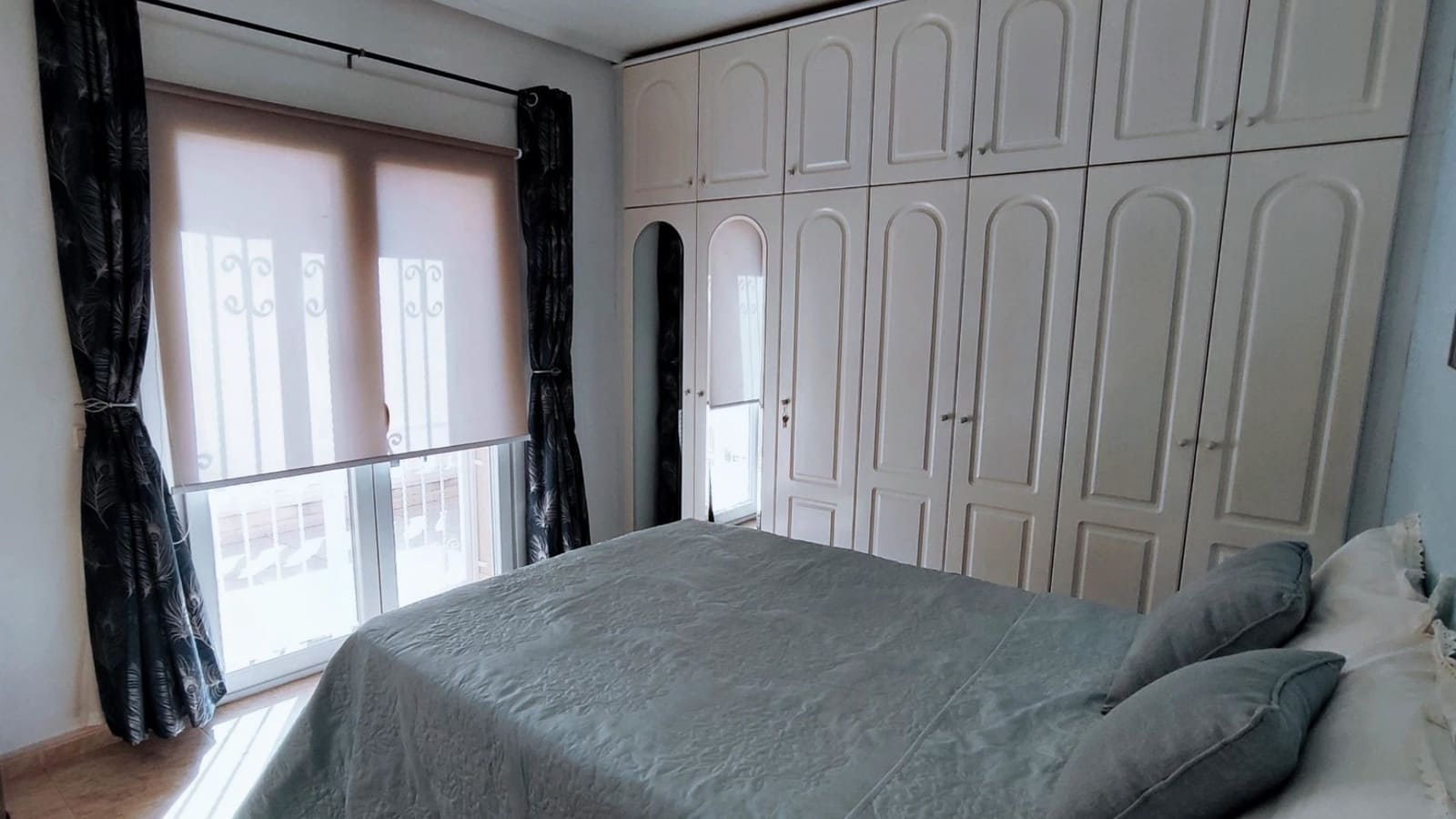 3 soveværelse Semi-Rækkehus til salg i Ciudad Quesada med swimmingpool - € 225.000 (Ref: 9374084)