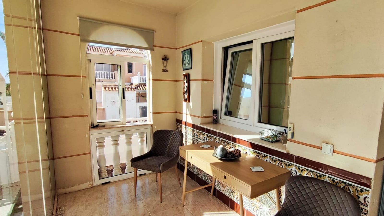 3 soveværelse Semi-Rækkehus til salg i Ciudad Quesada med swimmingpool - € 225.000 (Ref: 9374084)