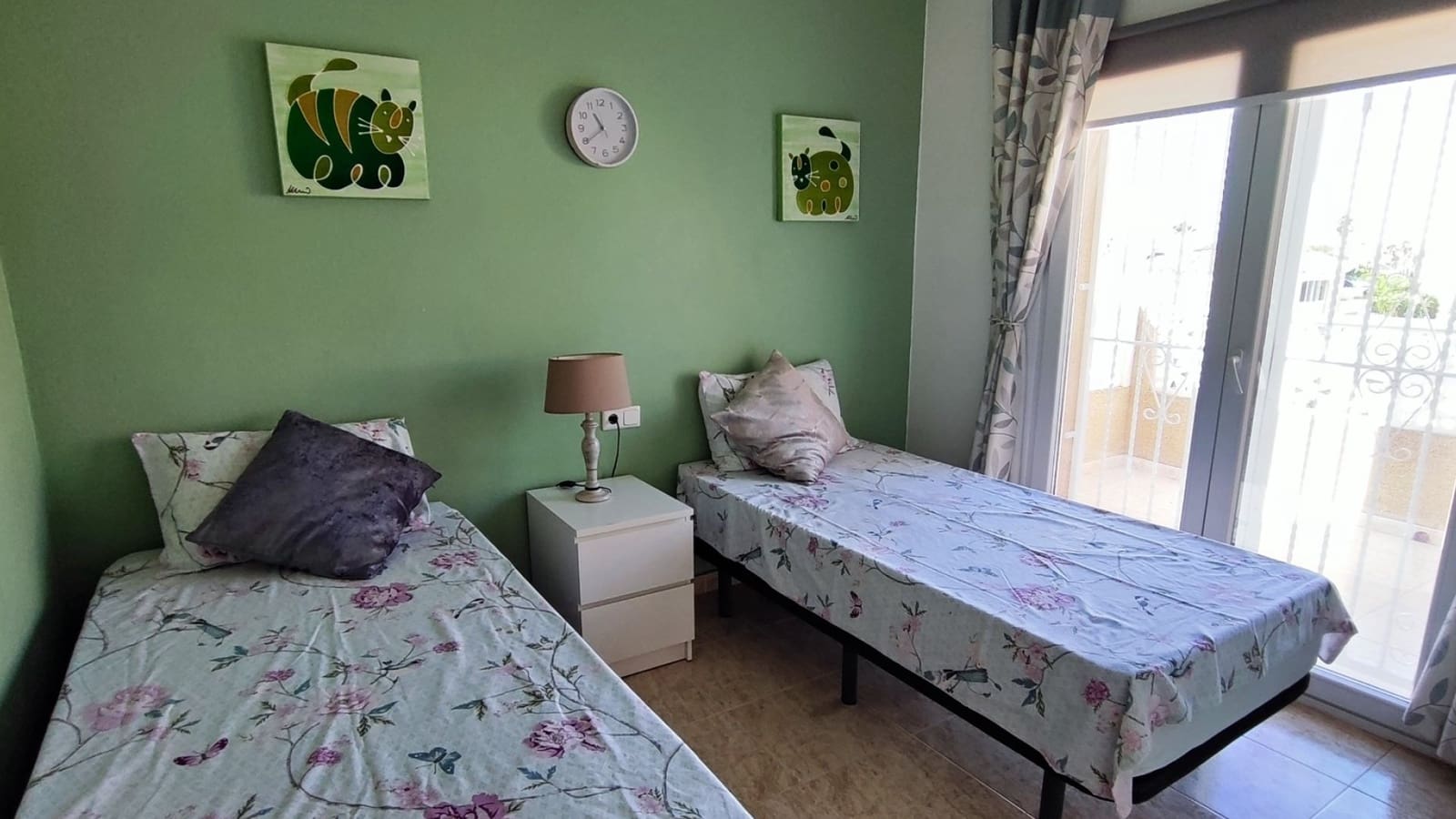 3 soveværelse Semi-Rækkehus til salg i Ciudad Quesada med swimmingpool - € 225.000 (Ref: 9374084)