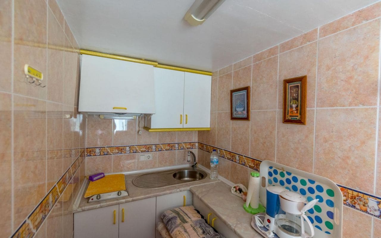 Casa de 3 habitaciones en Orihuela Costa en venta con piscina - 179.000 € (Ref: 9377979)