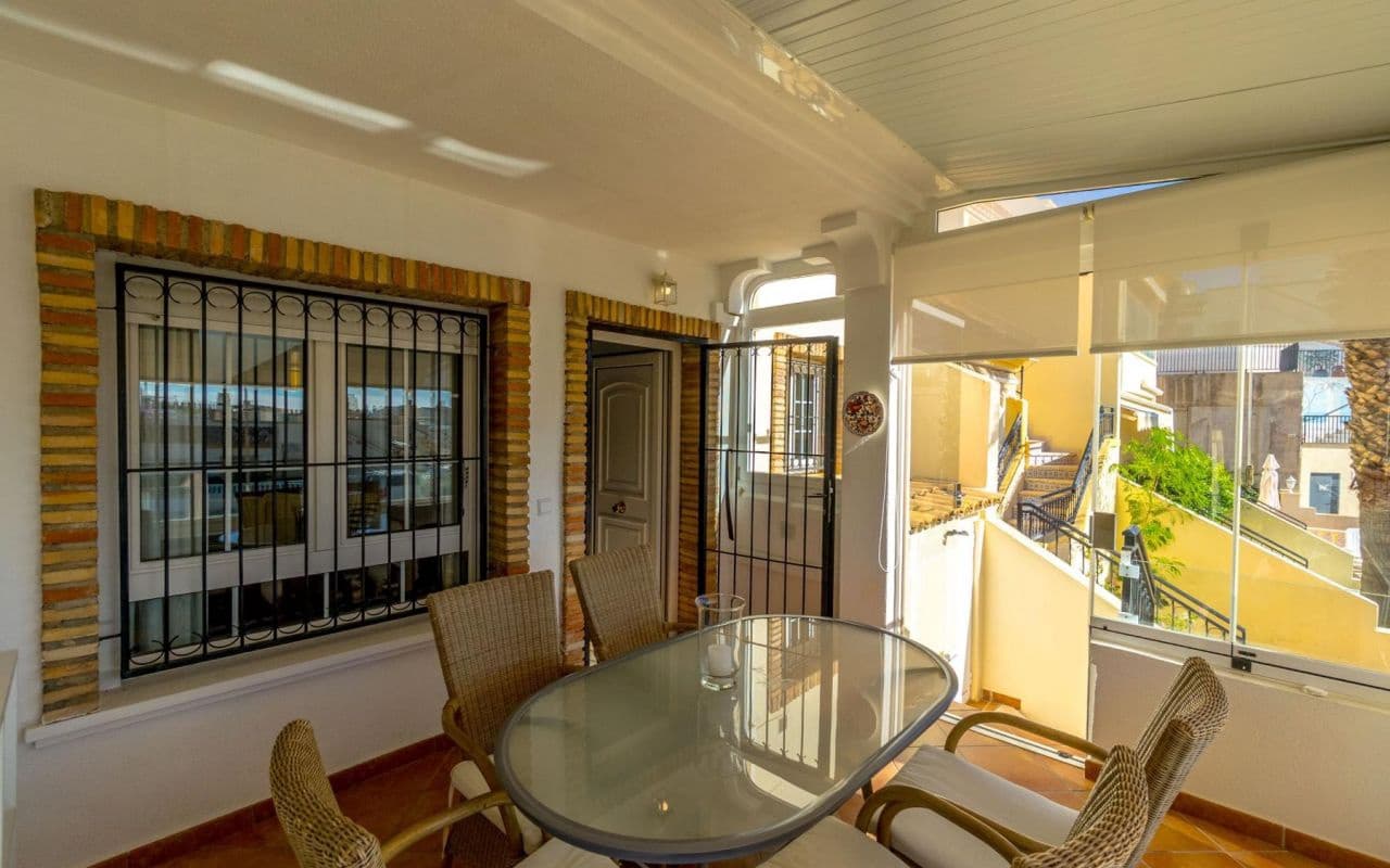 3 bedroom Townhouse for sale in Playa Flamenca with pool - € 275,000 (Ref: 9377980)
