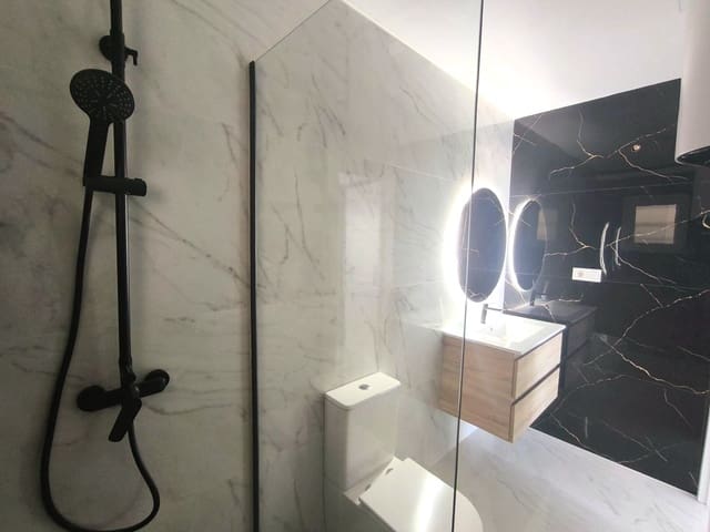 Lejlighed til salg i Ciudad Quesada, Rojales - € 99.800 (Ref: 9378140)