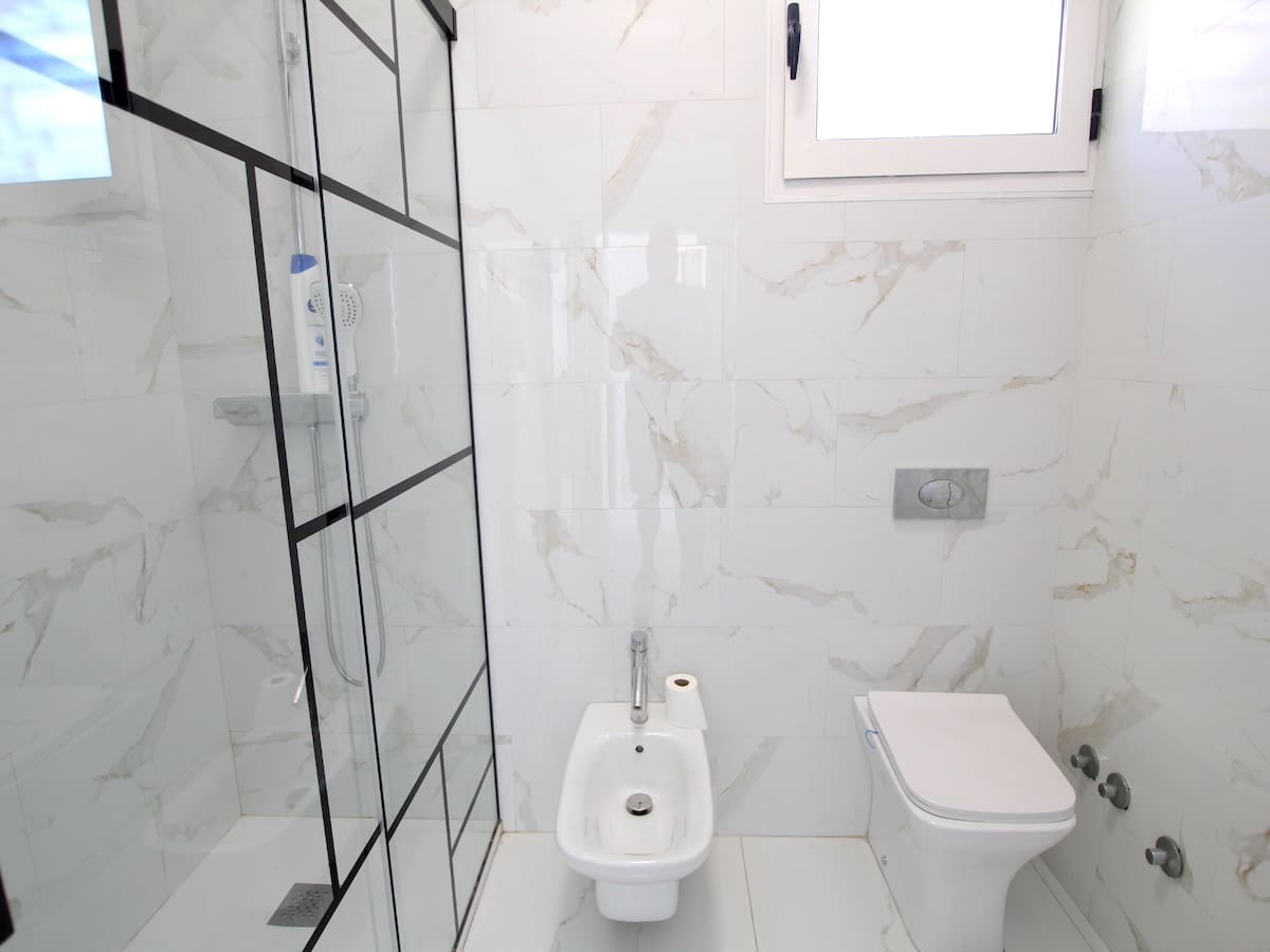 6 sypialnia Willa na sprzedaż w Algorfa z basenem garażem - 395 000 € (Ref: 9386895)