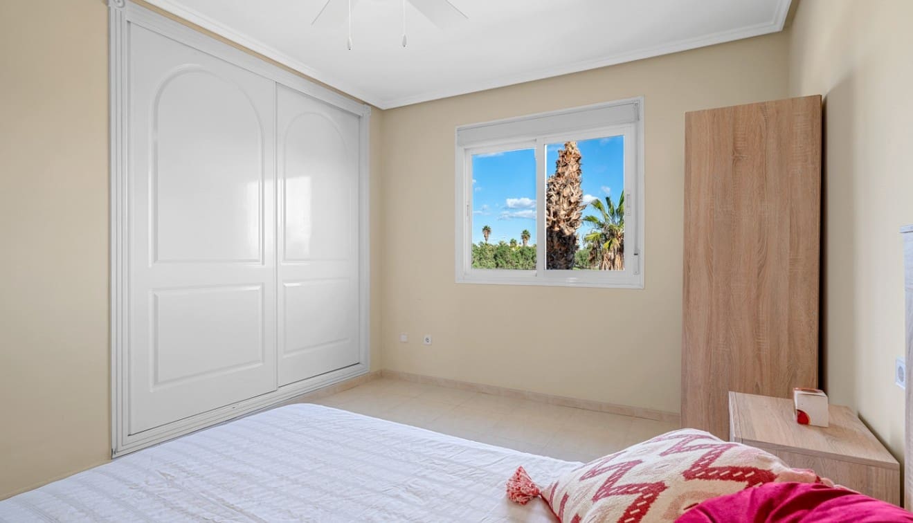 2 soveværelse Lejlighed til salg i Ciudad Quesada med swimmingpool - € 169.000 (Ref: 9398811)