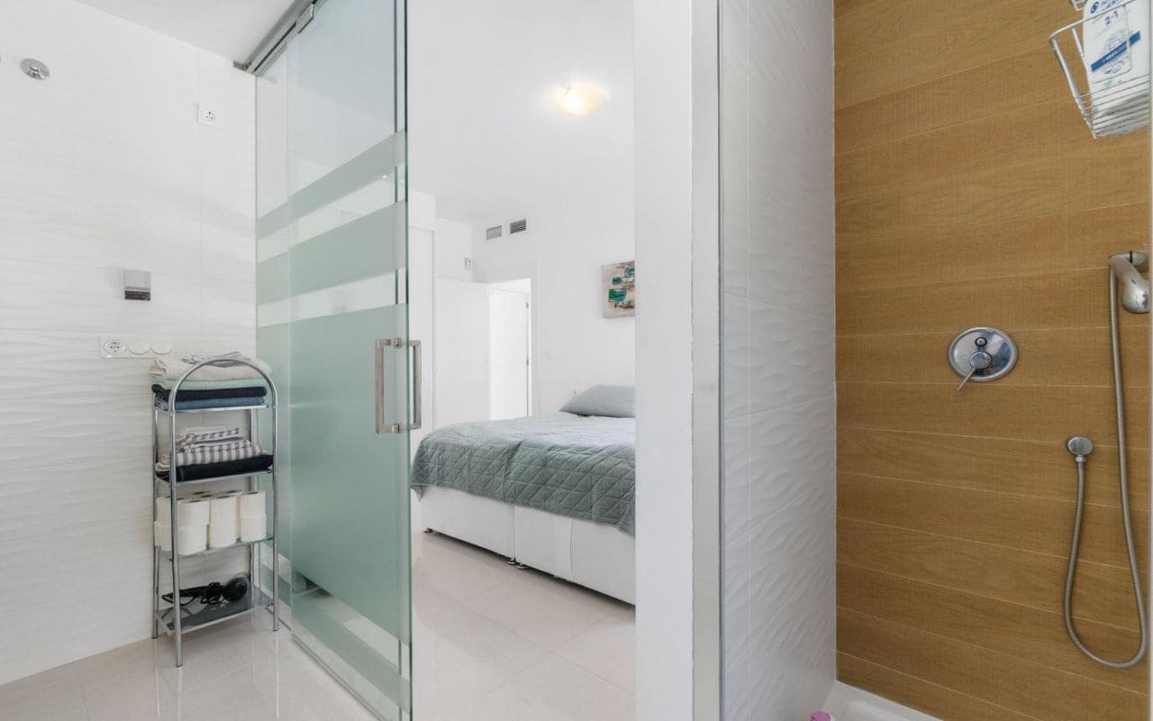 3 bedroom Villa for sale in Ciudad Quesada with pool - € 495,000 (Ref: 9399986)