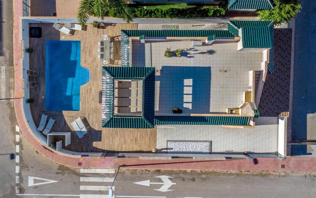 3 bedroom Villa for sale in Ciudad Quesada with pool - € 495,000 (Ref: 9399986)