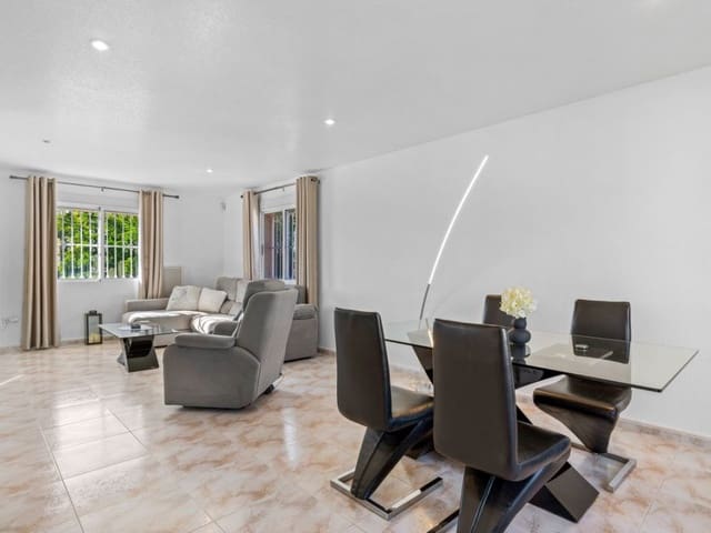 2 soveværelse Villa til salg i Benimar, Benijófar med swimmingpool - € 410.000 (Ref: 9401079)