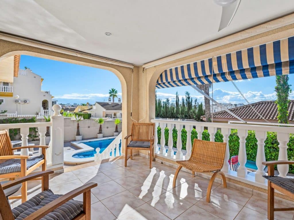 2 soverom Villa til salgs i Benimar med svømmebasseng - € 410 000 (Ref: 9401079)