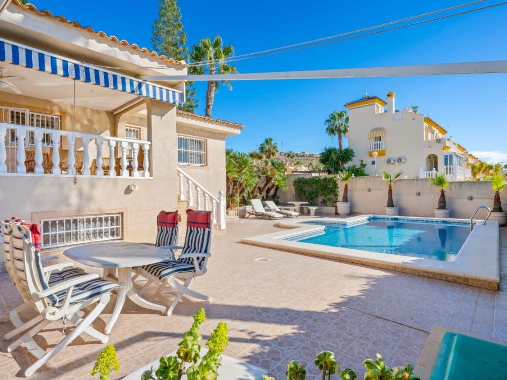 2 soverom Villa til salgs i Benimar med svømmebasseng - € 410 000 (Ref: 9401079)