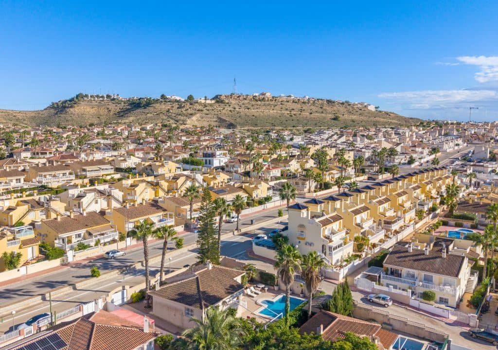 2 soverom Villa til salgs i Benimar med svømmebasseng - € 410 000 (Ref: 9401079)