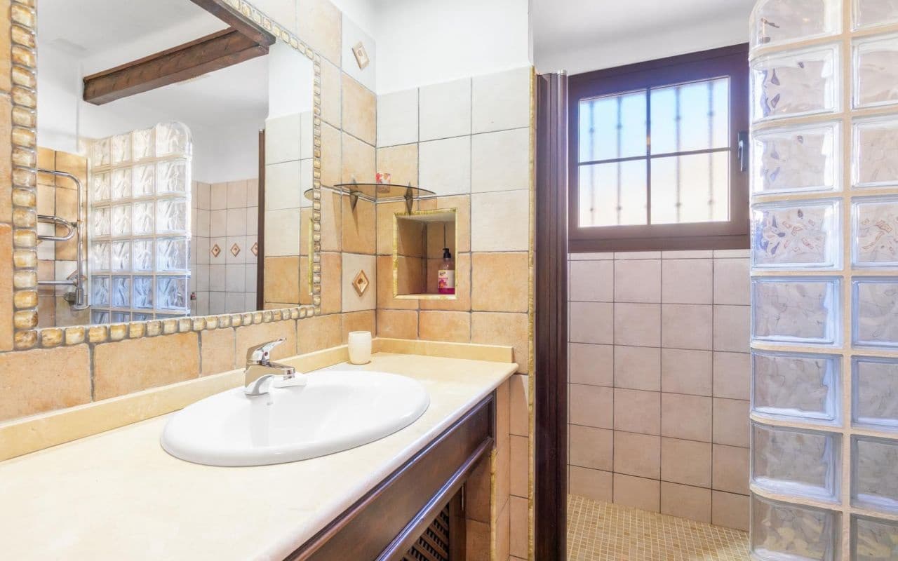 3 makuuhuone Huoneisto myytävänä paikassa Torrevieja mukana uima-altaan - 499 000 € (Ref: 9412712)