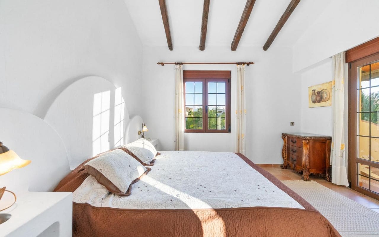 3 makuuhuone Huoneisto myytävänä paikassa Torrevieja mukana uima-altaan - 499 000 € (Ref: 9412712)