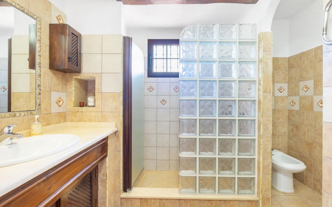 3 makuuhuone Huoneisto myytävänä paikassa Torrevieja mukana uima-altaan - 499 000 € (Ref: 9412712)