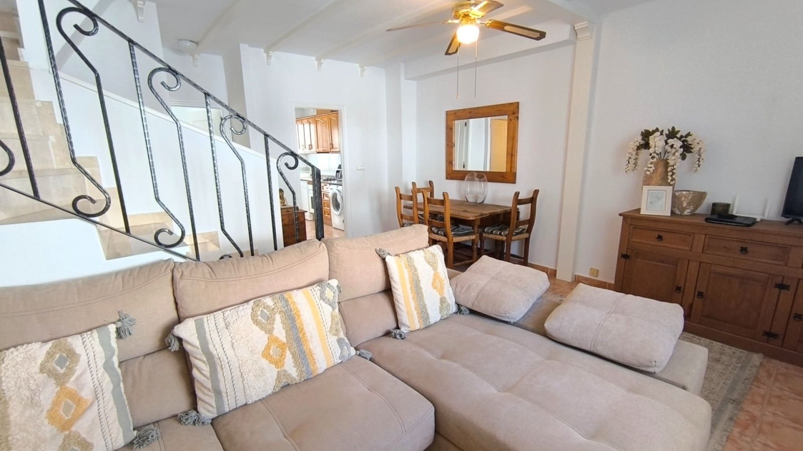 3 bedroom Townhouse for sale in Algorfa with pool - € 171,995 (Ref: 9414618)