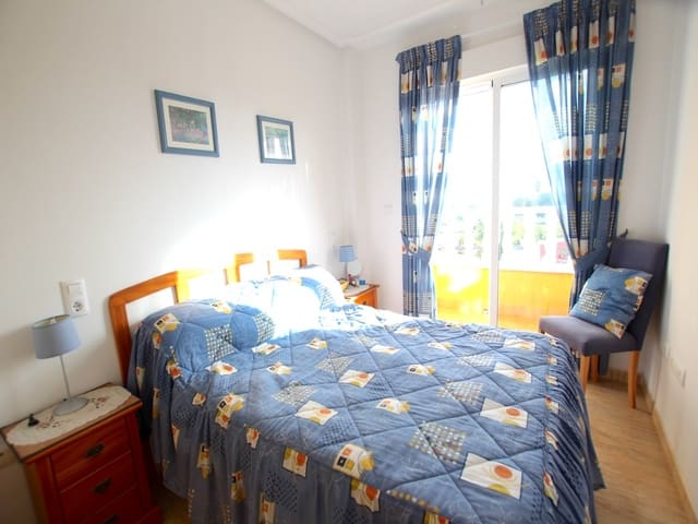 2 soverom Leilighet til salgs i Formentera del Segura med svømmebasseng - € 110 000 (Ref: 9417491)