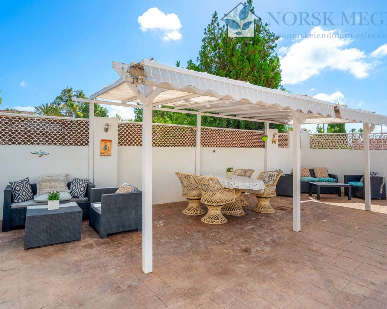 7 camera da letto Villa in vendita in Ciudad Quesada con piscina - 680.000 € (Rif: 9420534)