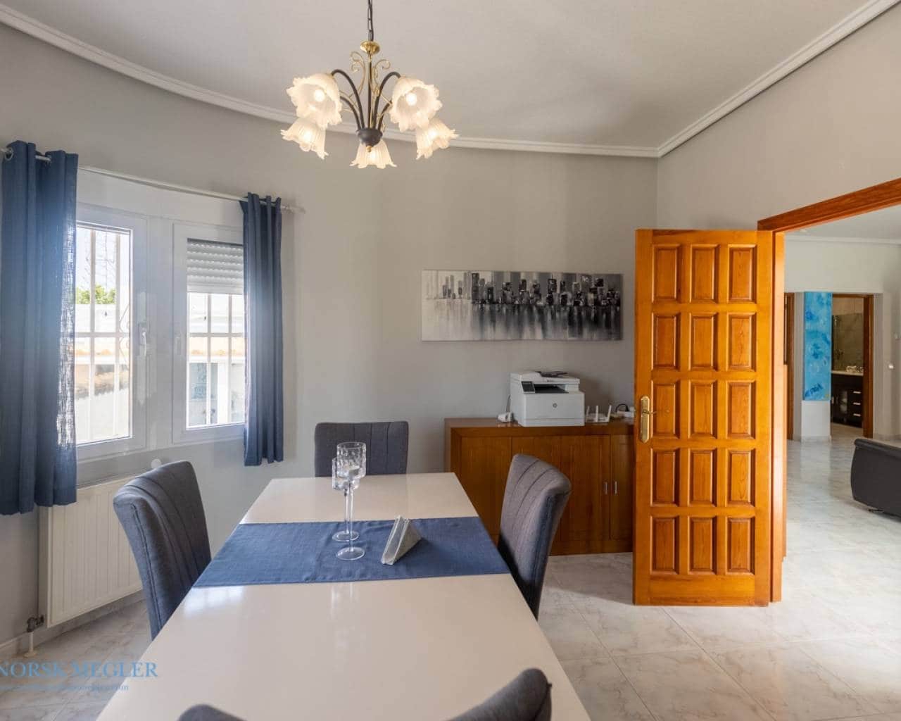 Chalet de 2 habitaciones en Ciudad Quesada en venta con piscina - 420.000 € (Ref: 9426237)