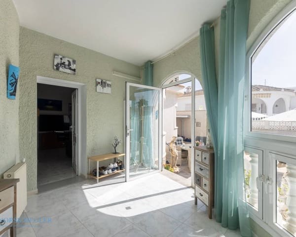 Chalet de 2 habitaciones en Ciudad Quesada, Rojales en venta con piscina - 420.000 € (Ref: 9426237)