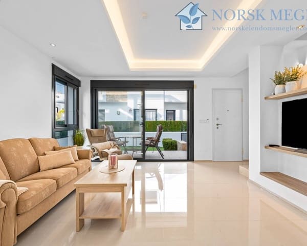 Casa de 3 habitaciones en Ciudad Quesada, Rojales en venta con piscina - 420.000 € (Ref: 9426417)