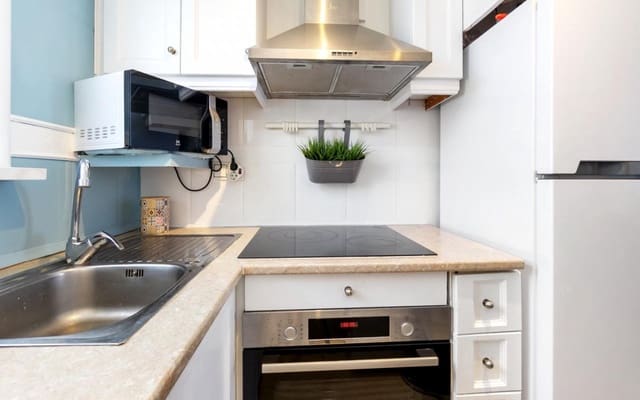 2 makuuhuone Huoneisto myytävänä paikassa Torrevieja mukana uima-altaan - 125 000 € (Ref: 9426528)