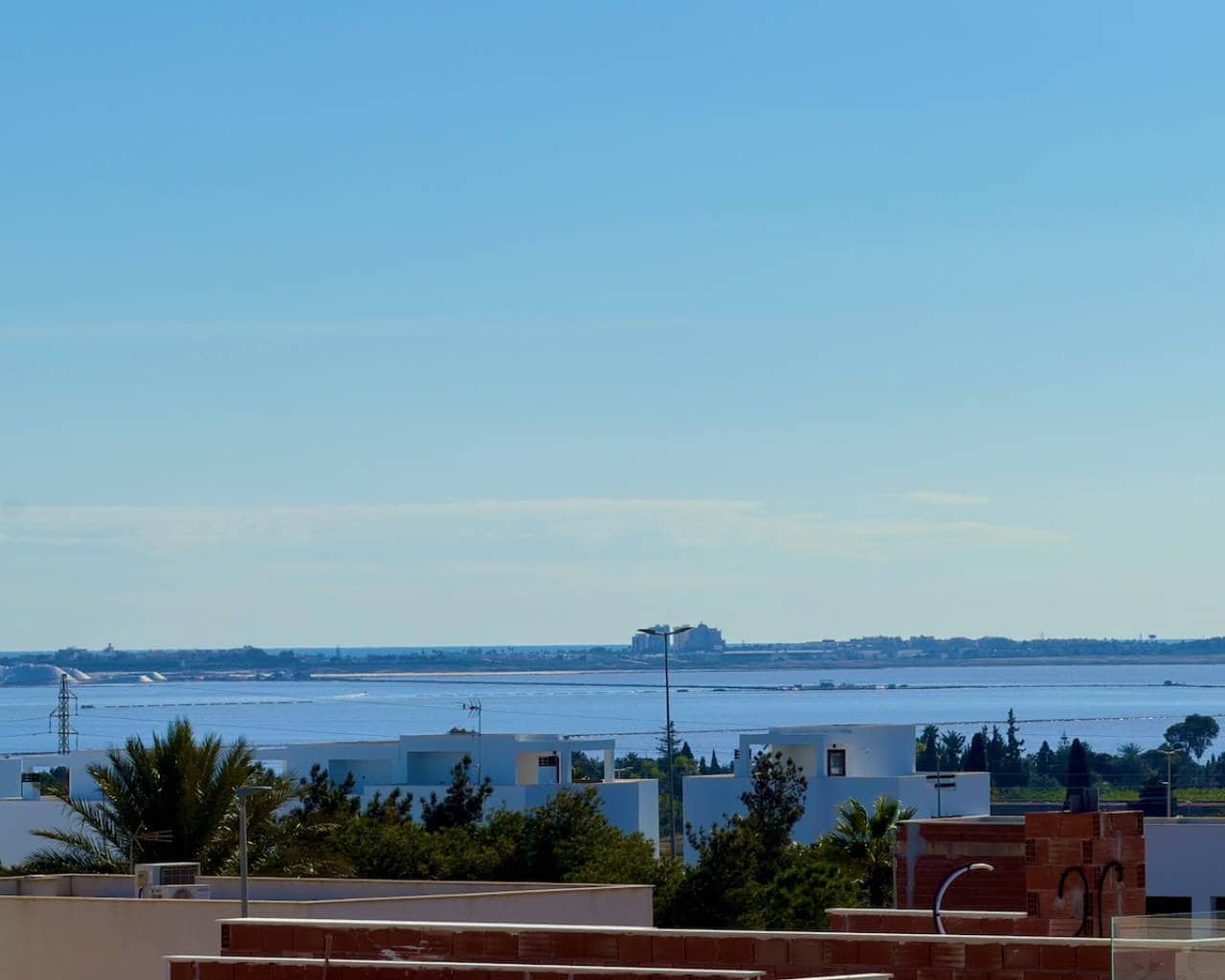 3 bedroom Villa for sale in Los Montesinos with pool - € 385,000 (Ref: 9427577)