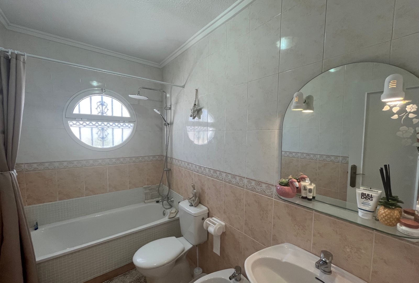 3 soverom Rekkehus til salgs i Punta Prima med svømmebasseng - € 249 999 (Ref: 9432454)