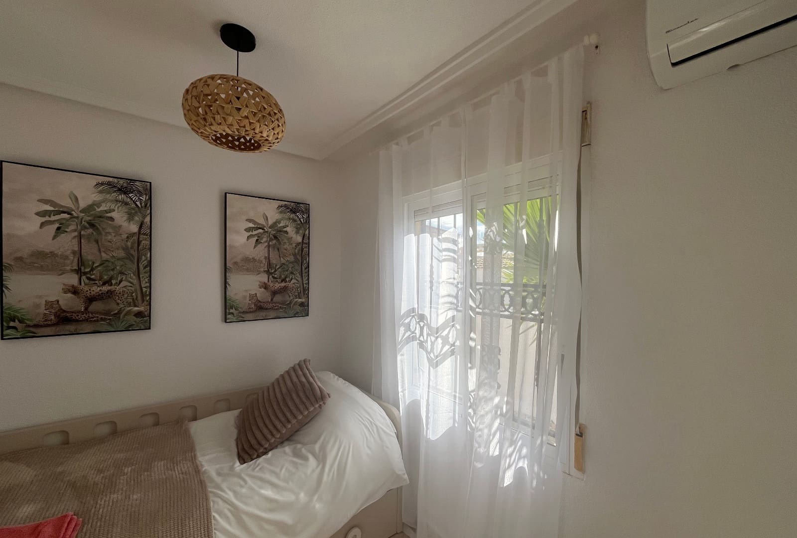 3 soverom Rekkehus til salgs i Punta Prima med svømmebasseng - € 249 999 (Ref: 9432454)