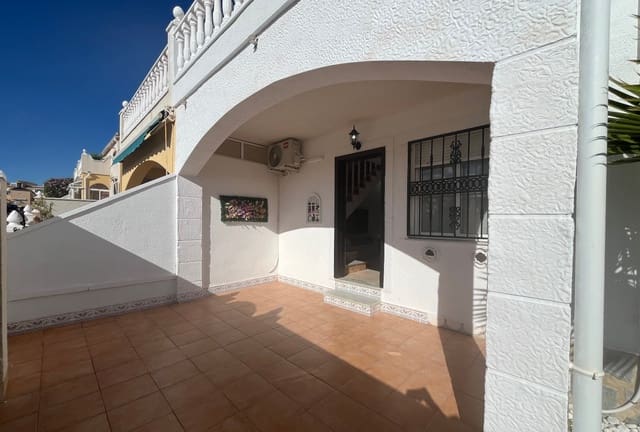 3 soverom Rekkehus til salgs i Punta Prima, Torrevieja med svømmebasseng - € 249 999 (Ref: 9432454)