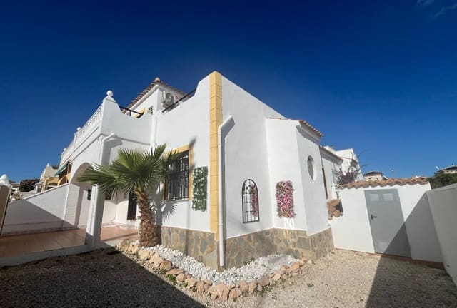3 soverom Rekkehus til salgs i Punta Prima, Torrevieja med svømmebasseng - € 249 999 (Ref: 9432454)