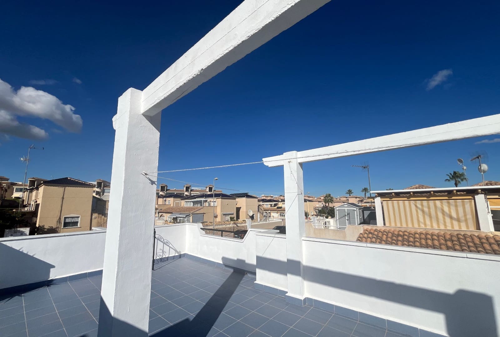 2 sypialnia Bungalow na sprzedaż w Punta Prima z basenem - 219 999 € (Ref: 9432455)