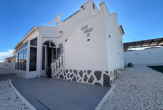 2 soveværelse Bungalow til salg i Punta Prima, Torrevieja med swimmingpool - € 219.999 (Ref: 9432455)