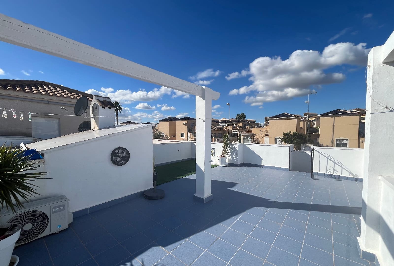 2 sypialnia Bungalow na sprzedaż w Punta Prima z basenem - 219 999 € (Ref: 9432455)